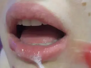 ASMR SALIVA