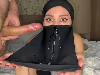 MUSLIM SLUT IN HIJAB WAS FUCKED IN CHEAP HOTEL