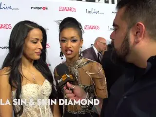 Treat yourself or Beat Yourself? 2015 AVN Red Carpet Interviews PornhubTV