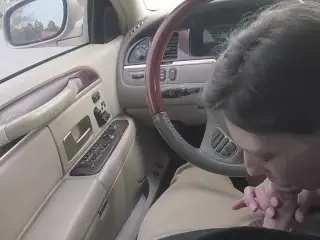 PUBLIC Blowjob in a Parking Lot Cum Gargle