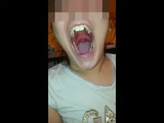 Girl Huge Mouth & Long Tongue Pt2