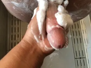 Wet Soapy Handjob with Mila Loves (cumshot)