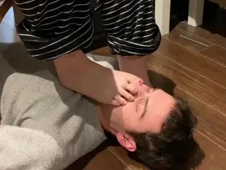 Sniffing my Girlfriend’s Sweaty Toes