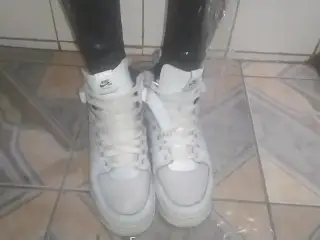 Pissing on my NIke AF1