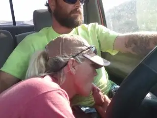 Sukie Rae gives a Blowjob while Driving. Part 1