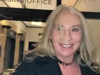 Cumwalk Selfiie MILF - Joanna Meadows - NaughtyJoJo - Fan Meetup Facial & Cumwalk #2 - Cumwhore