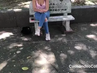 DESCONOCIDA EN EL PARQUE ACEPTA FOLLAR POR UNOS PESOS