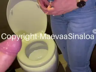 Maevaa Sinaloa - Young Slut Gets Fucked in the Toilet of a Restaurant in Public CREAMPIE