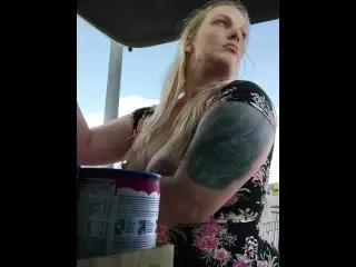 **public*** Big Titted MILF Flashing Tits while Loading Groceries xxMissSwitchxx