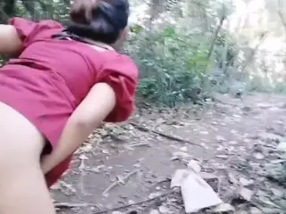 Naligaw SA Gitna Ng Trail Kaya Nagpa Iyot Muna SA Tour Guide - Pinay Risky Public Kantutan