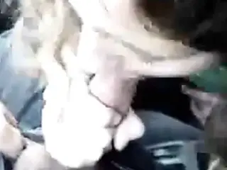 Yong Girl Blowjob In Car