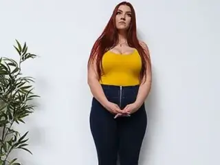 PAWG With Big Tits Creampied During Calendar Audition