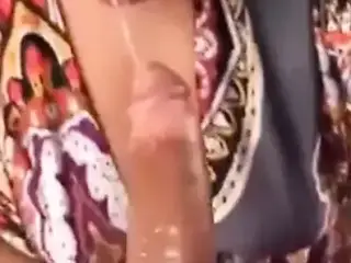 Ebony head queen sucking huge black dick