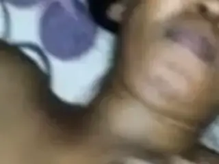 sudanese cock touch her body
