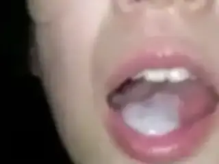 amateur japanese cum in mouth