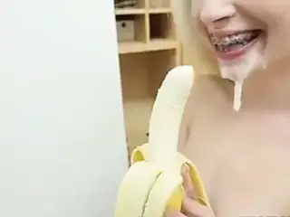 Slut blond eat banana and drink milk