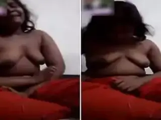 Indian desi milf big boobs bengali aunty nude show