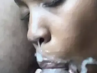 Facial on amateur ebony