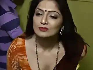Indian mature aunty seduction
