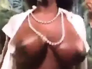 Vintage Black MILF Amazing Big Tits - Ameman