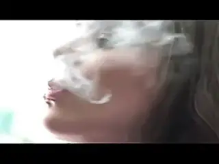 Smoking Godess