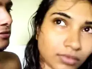 North indian girl sucks her bf and get it