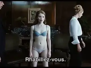 Sexy Emily Browning in bra & panties Cameltoe