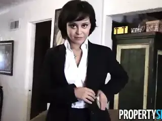 PropertySex - Cute realtor makes dirty sex video with client