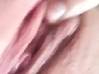Up close pussy and clit rubbing and fingering