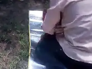Desi lovers playing sex in park