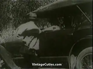 Peeing Girls Fucked by Driver in Nature (1920s Vintage)