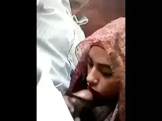 Slutty Hijabi sucks Dick in the Car