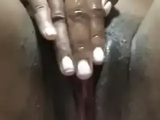 RUB THAT PHAT WET PUSSY FOR DADDY