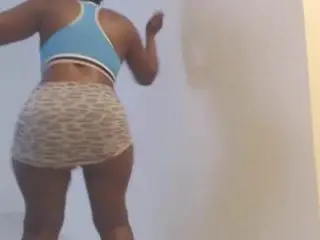 Ebony Sexy Dance Tease