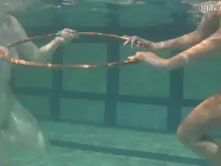 Bad quality underwater lesbian show