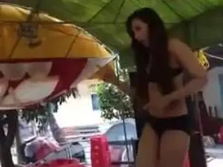 sexy girl dance with al lot old men in a party.mp40