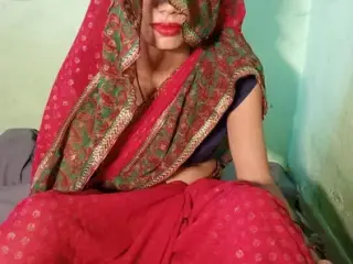 Hindi clear voice bhabhi akeli baith kr bf dekh rhi thi devar gya bhabhi devar se boli aayi ye meri gand maar lijiye