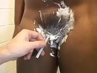 Man shaves girls pussy then goes down on her