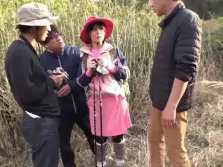 Mountain Girl, I was out in the field and they saw me!