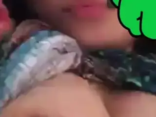 Wet Pinay Pussy and Big Tits