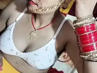 Indian Village Newly Married Women Pissing On Bed