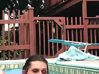 Solo pool fun