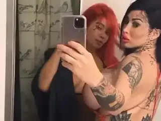 big fake tits and big fake ass twerking