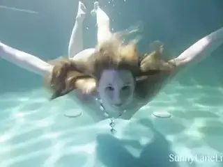 Naked Mermaid Blows A Throbbing Hard Cock Inside The Pool!