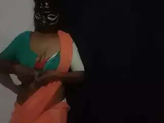 Srilankan sexy girl Ware sari and open her bobo,Hot girl some acting her clothes removing, sexy women  episode