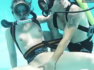 Minnie Manga fucks and sucks huge cock underwater