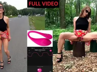 Public flashing and pissing in the Park with a Remote Vibrator