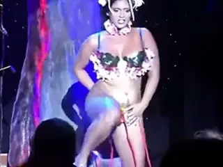 Open sexy dance in public