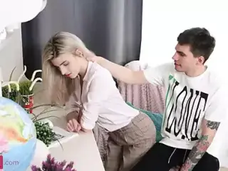 Teen blonde finds time for quick sex with her aroused BF