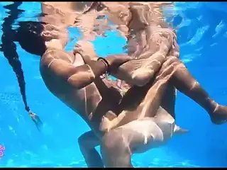 IN THE POOL AND INSIDE MY PUSSY A TASTY CREAMPIE